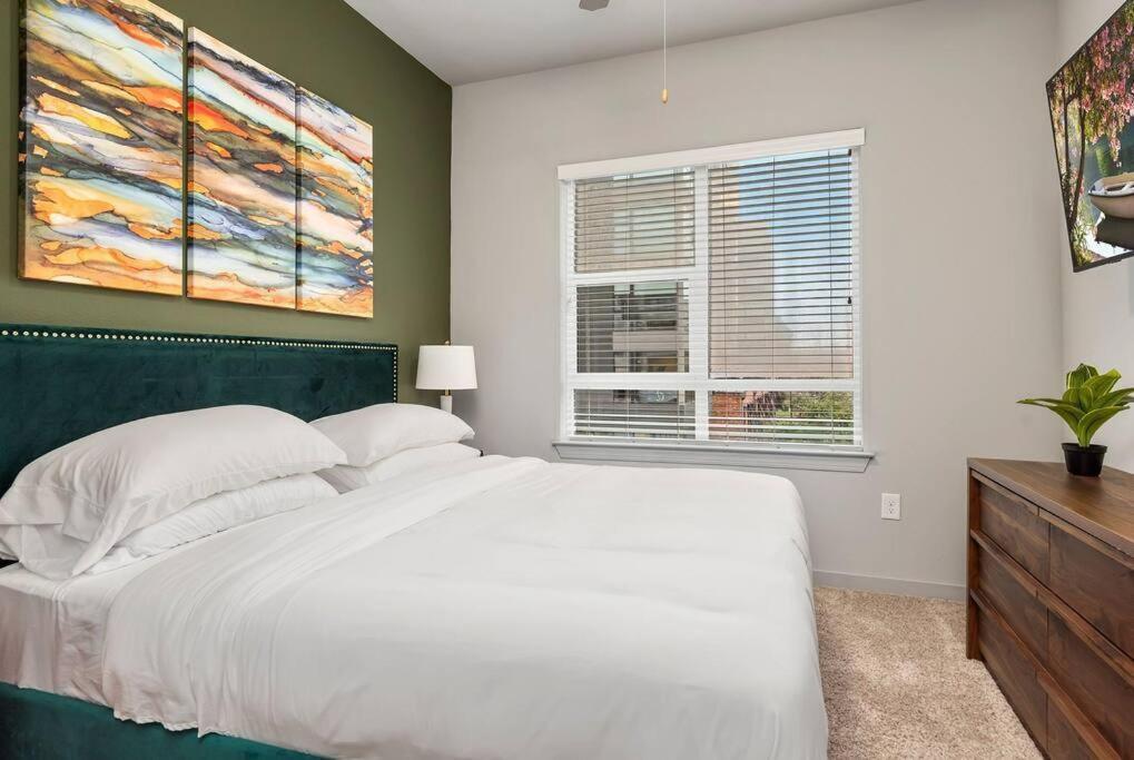The Waterway Getaway Suite The Woodlands Bagian luar foto